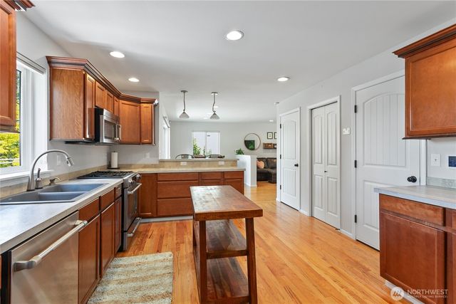 2316 36th, Bellingham, WA 98229