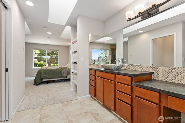 2316 36th, Bellingham, WA 98229