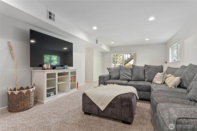 2316 36th, Bellingham, WA 98229