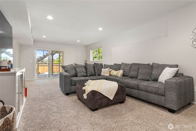 2316 36th, Bellingham, WA 98229