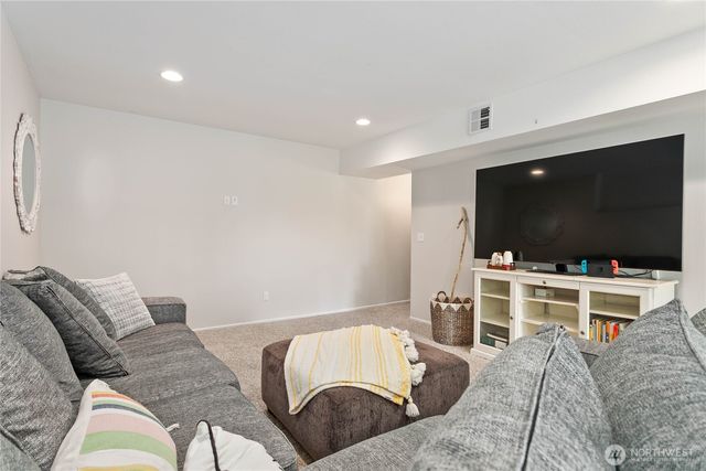 2316 36th, Bellingham, WA 98229