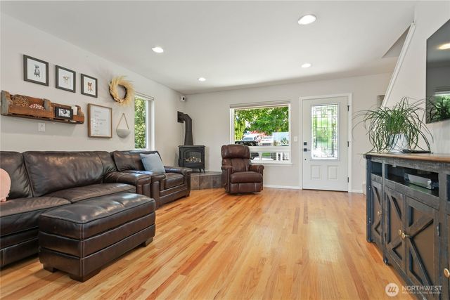 2316 36th, Bellingham, WA 98229