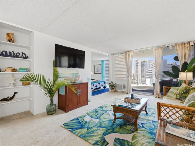 469 Ena Road 1901, Honolulu, HI 96815