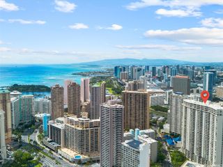 469 Ena Road 1901, Honolulu, HI 96815