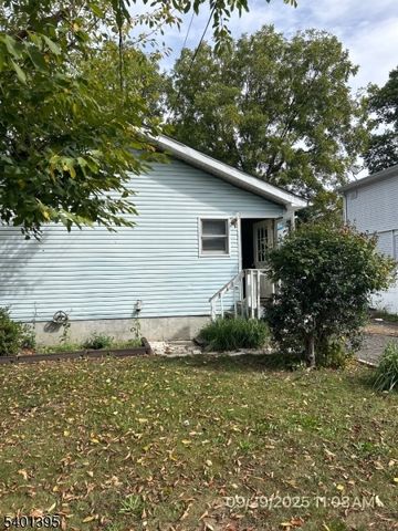 128 Grove St, Mahwah Twp., NJ 07430