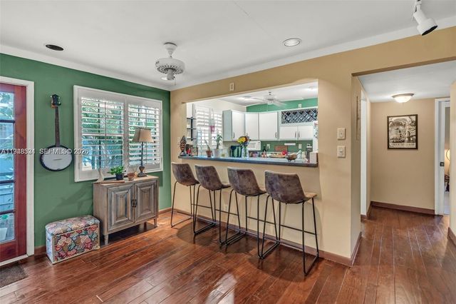 320 SE 10th Ave D, Pompano Beach, FL 33060