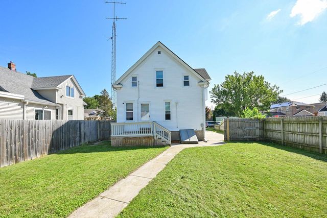 6826 26th AVENUE, Kenosha, WI 53143