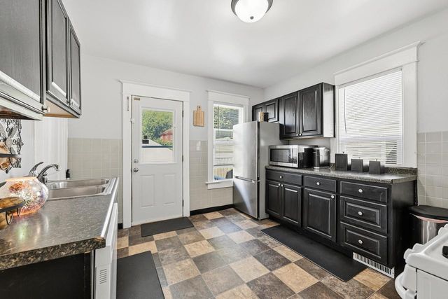 6826 26th AVENUE, Kenosha, WI 53143