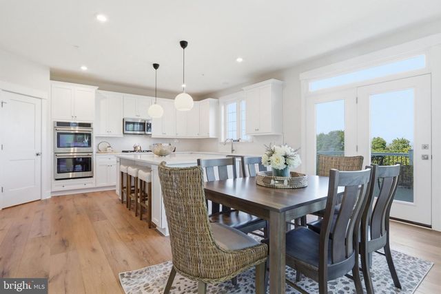 7026 RIDGE RD, Frederick, MD 21702