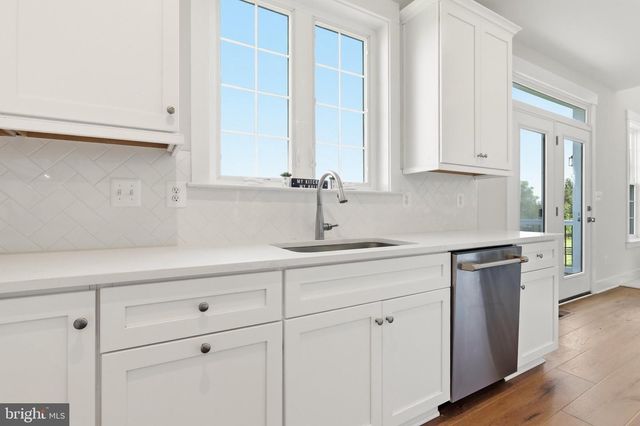 7026 RIDGE RD, Frederick, MD 21702