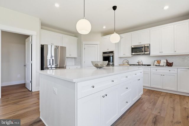 7026 RIDGE RD, Frederick, MD 21702