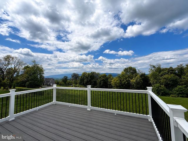 7026 RIDGE RD, Frederick, MD 21702