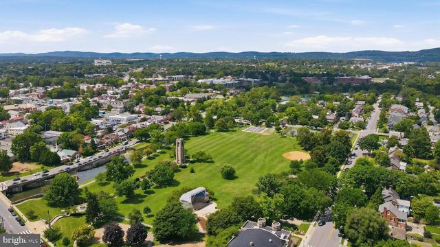 7026 RIDGE RD, Frederick, MD 21702
