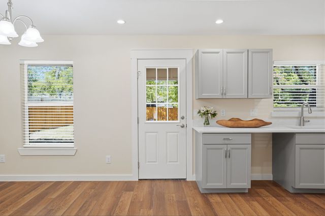 10637 Dunaway Drive, Dallas, TX 75228