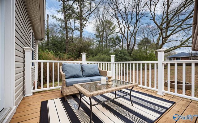 222 Mary Jo Isom Lane, Arab, AL 35016