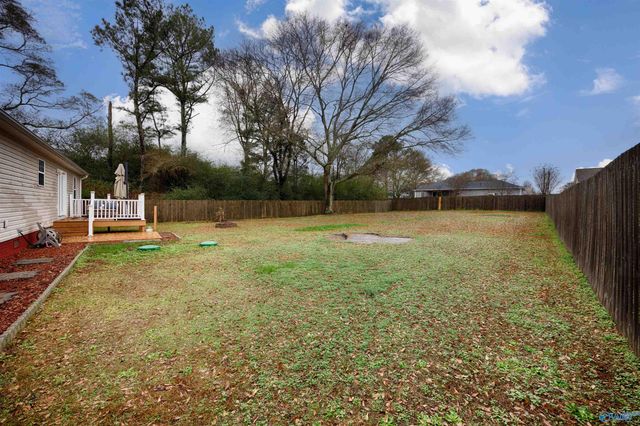 222 Mary Jo Isom Lane, Arab, AL 35016