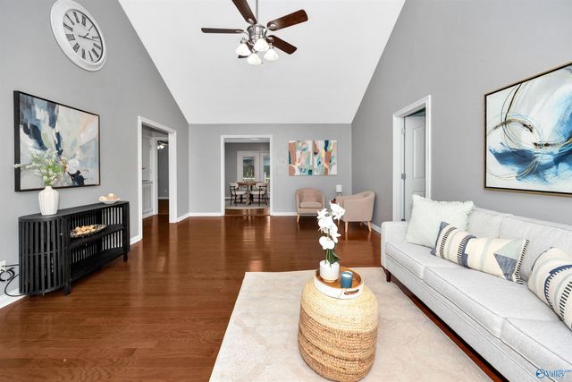 222 Mary Jo Isom Lane, Arab, AL 35016