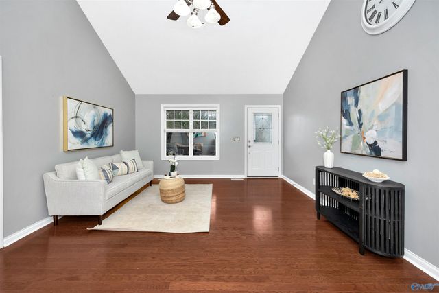 222 Mary Jo Isom Lane, Arab, AL 35016