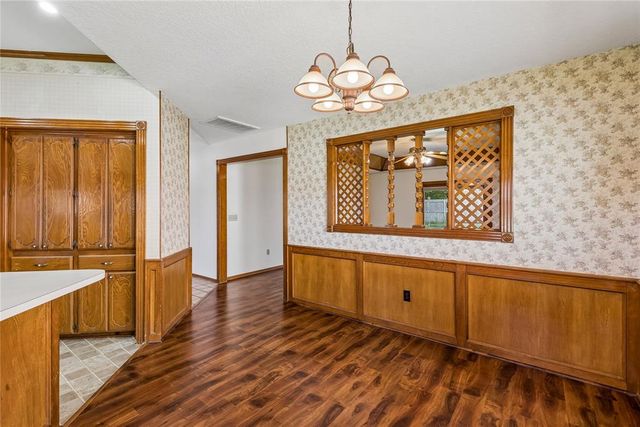 10620 Songbird Lane, Midwest City, OK 73130