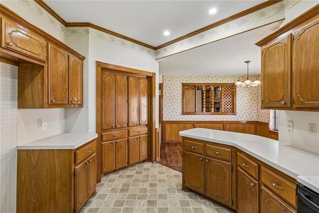 10620 Songbird Lane, Midwest City, OK 73130
