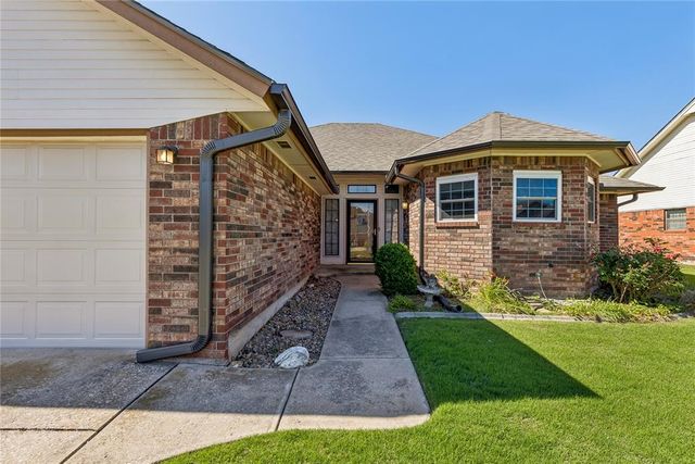 10620 Songbird Lane, Midwest City, OK 73130