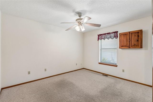 10620 Songbird Lane, Midwest City, OK 73130