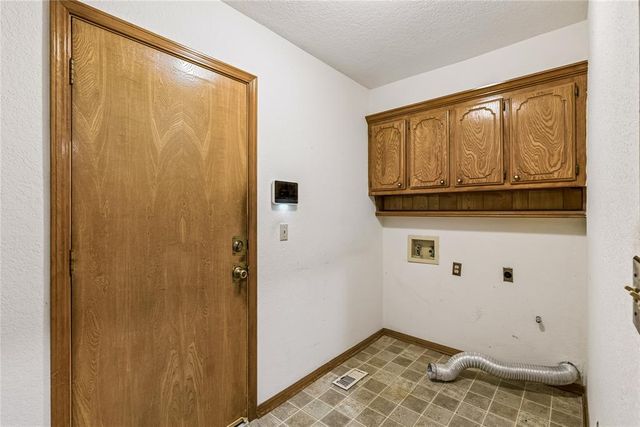 10620 Songbird Lane, Midwest City, OK 73130