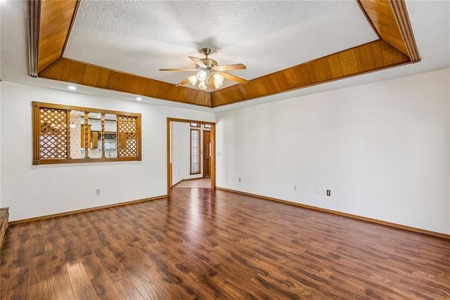 10620 Songbird Lane, Midwest City, OK 73130