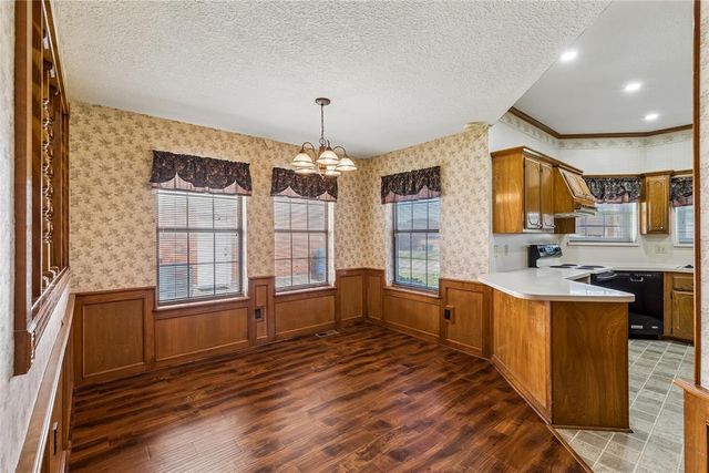 10620 Songbird Lane, Midwest City, OK 73130