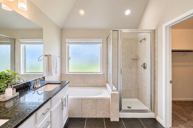2021 Garretts WAY, Manchaca, TX 78652