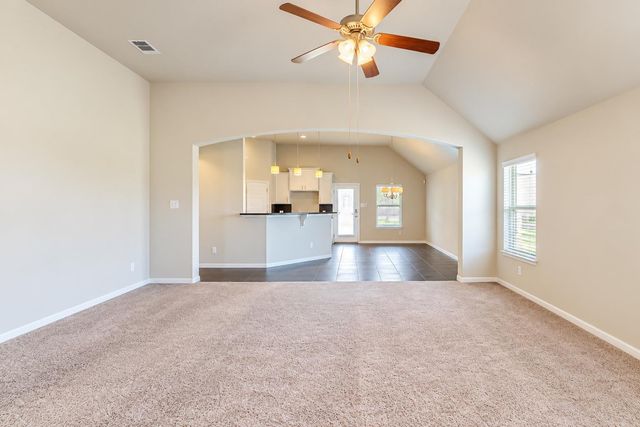 2021 Garretts WAY, Manchaca, TX 78652