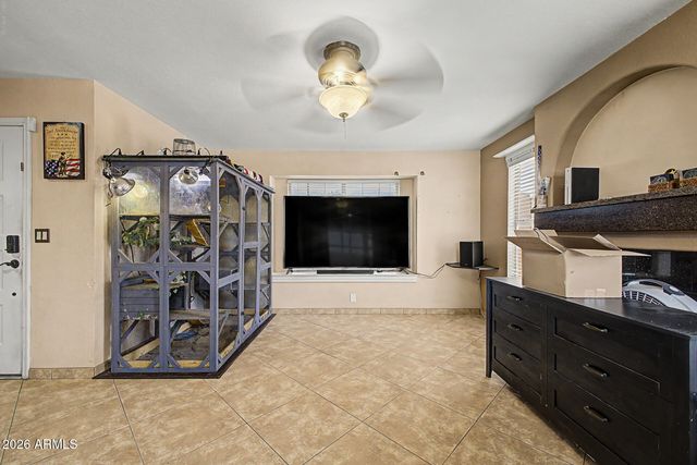 6207 W MAUI Lane, Glendale, AZ 85306