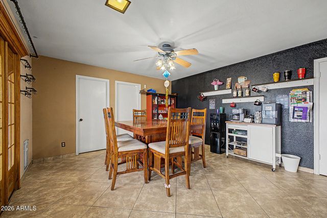 6207 W MAUI Lane, Glendale, AZ 85306