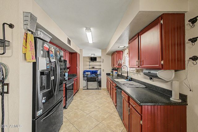 6207 W MAUI Lane, Glendale, AZ 85306