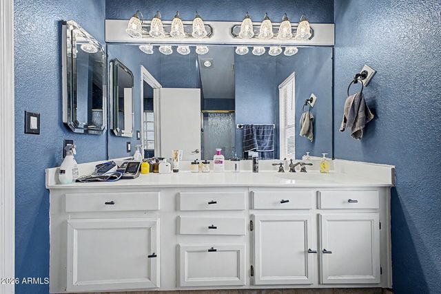 6207 W MAUI Lane, Glendale, AZ 85306