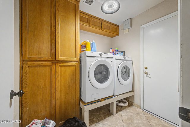 6207 W MAUI Lane, Glendale, AZ 85306