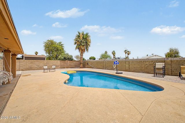 6207 W MAUI Lane, Glendale, AZ 85306