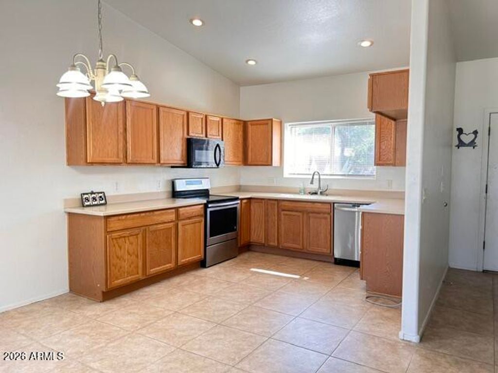885 N Poppy Street, Wickenburg, AZ 85390 — photo 3