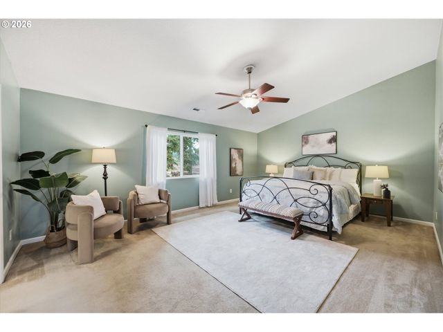16418 TRAIL VIEW Dr, Oregon City, OR 97045