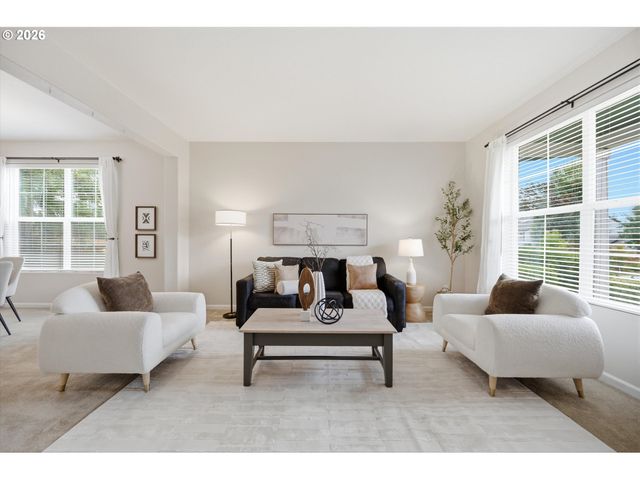 16418 TRAIL VIEW Dr, Oregon City, OR 97045