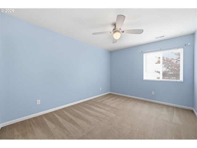 16418 TRAIL VIEW Dr, Oregon City, OR 97045