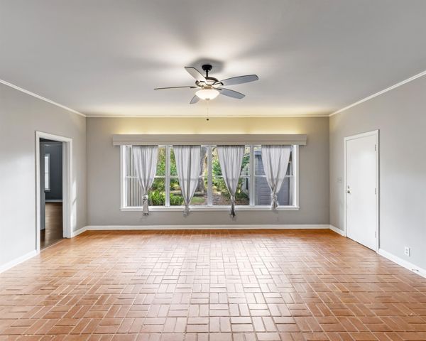 2404 Marguerite Street, Bay City, TX 77414