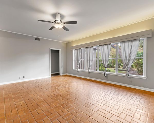 2404 Marguerite Street, Bay City, TX 77414