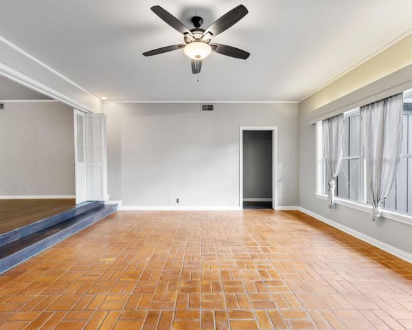 2404 Marguerite Street, Bay City, TX 77414