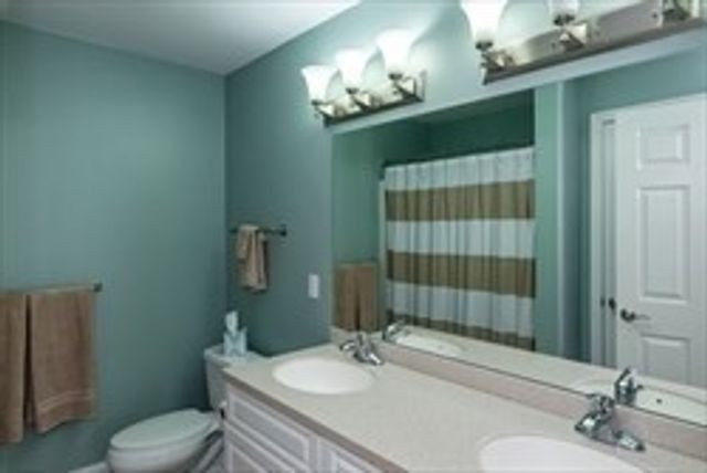 410 Salem St 811, Wakefield, MA 01880