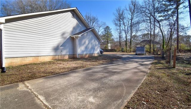 2390 Stirring SW Court, Marietta, GA 30064