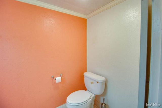 2 Chapel Court, Collinsville, IL 62234