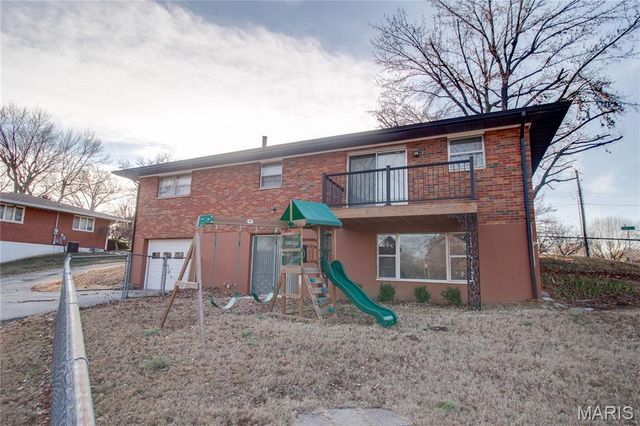 2 Chapel Court, Collinsville, IL 62234