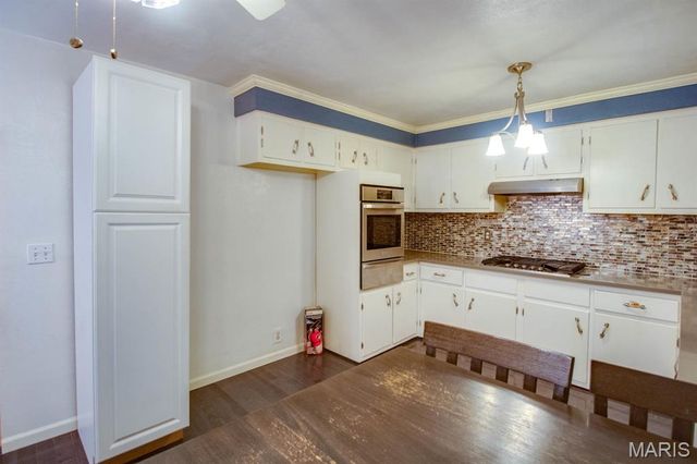 2 Chapel Court, Collinsville, IL 62234