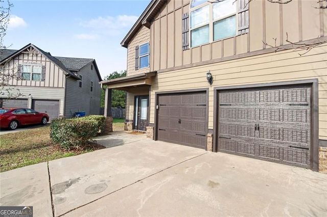767 Effendi Place, Fairburn, GA 30213